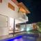 Blanc Residence