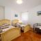 Villa Anthony with 3 br and private pool near Umag