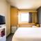 ibis Marilia