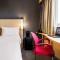 ibis Marilia