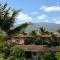 Kaleialoha 401 · KA 401 Spacious Studio w Mountain View Pool AC