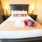 Foto: Cozystay Signature Abercorn Inn 54/56