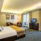 Metropolitan Al Mafraq Hotel