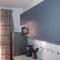 Apartment 25B11 Mixta