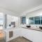 Oceans View - Luxury Apartment with ocean views