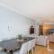 Oceans Waves - Luxury Apartment with ocean views