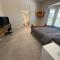 U4A upstairs ensuite room Home feel place