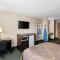 Super 8 by Wyndham Jefferson