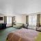 Super 8 by Wyndham Jefferson