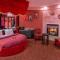 Inn of The Dove Romantic Luxury & Business Suites - Bensalem