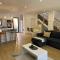 Charming Holiday Home with Free Private Parking