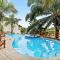 Colorful & Private 2-Bedroom Condo Just a Short Walk from the Beach