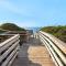Beachcrest 402