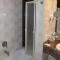 Herrmes Hostel AGE 18-40 أجانب فقط