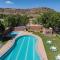 Lariya Resort