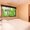 Cozy Ground-Floor Condo with Community Pool, Rancho and Lush Garden Views