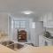 Shore Line Views - Beachfront 2BR Escape w Balcony