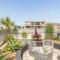 Peninsula Waters 1 Aircon pool and massive outdoor area