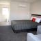 Oxford Village Motels