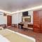 Beach Corridor Hotel & Spa with Free Airport shuttle