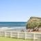 Absolute Beachfront Apartment 2B