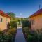 Willow Street Cottages