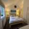 Mariners, The Bay, 2 bedrooms with ensuites, parking nearby, 1 medium or 2 small dogs welcome