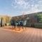 C Living - Executive - AQIQ