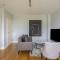 Luxurious Private One Bedroom Apartment with Sky TV, Movies & Netflix