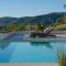 Casa Mille Olivi - Peaceful Lake View House, Private 50m2 Pool, near Motovun