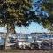 Seaside Downtown Apartment with private parking