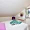 Rooftop flat in Amalfi Central "Panoramic view, Near the beach,Terrace "