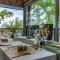 Francolin Lodge