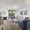 F204 - Cozy Seaview Condo