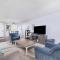 F204 - Cozy Seaview Condo