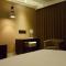 The Riverside Hotel & Motel