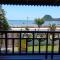 SeeSea Thai wooden house on beachfront