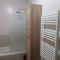 Appartement entier Cozy Rdj Parking gratuit, proche tramway, stade OL, ARENA, Eurexpo, Aéroport StExupéry, Gare TGV Lyon Partdieu