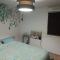 Appartement entier Cozy Rdj Parking gratuit, proche tramway, stade OL, ARENA, Eurexpo, Aéroport StExupéry, Gare TGV Lyon Partdieu