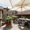 Il Borgo Dei Corsi - Charming Holiday Apartments