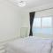 Family Friendly 1 Bedroom Stylish Creek front