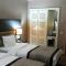 Darkhill Hotel
