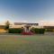 Adina Vineyard