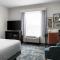 Hampton Inn and Suites Hope
