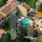 Homiday - Villa Rosella