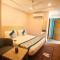 De Crown Luxury Hotel