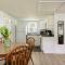 Hamptons Vacation Inn