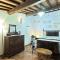 Il Borgo Del Lupo Relax Family Apartments in Tuscany with Restaurant & Swimming Pool
