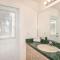 Van Ness Poolhome - Lake access 2mi Van Ness Poolhome - Lake access 2mi