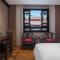 Lijiang Wangfu Hotel